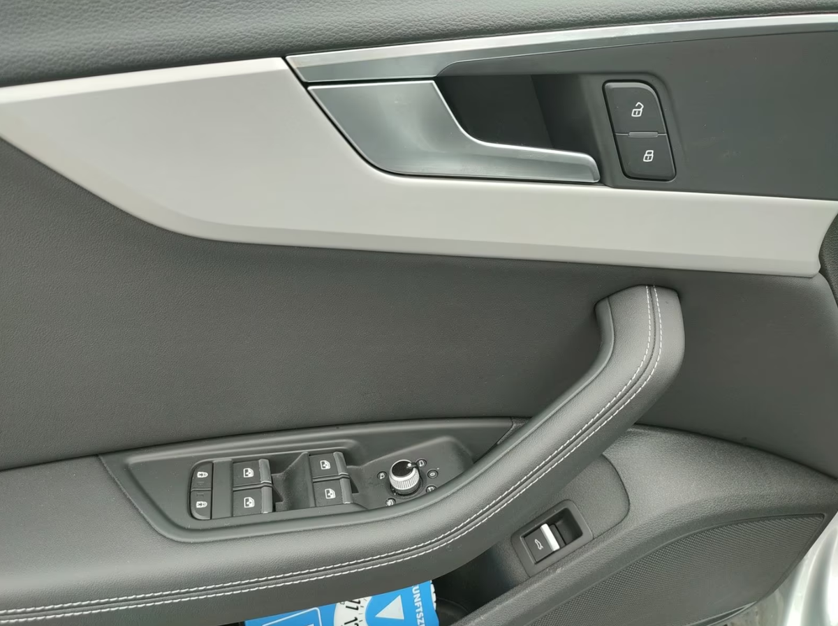 Audi A4 Allroad 40 TDI 204ch Design quattro S tronic 7/Argent Fleuret/Matrix/Caméra/Cuir