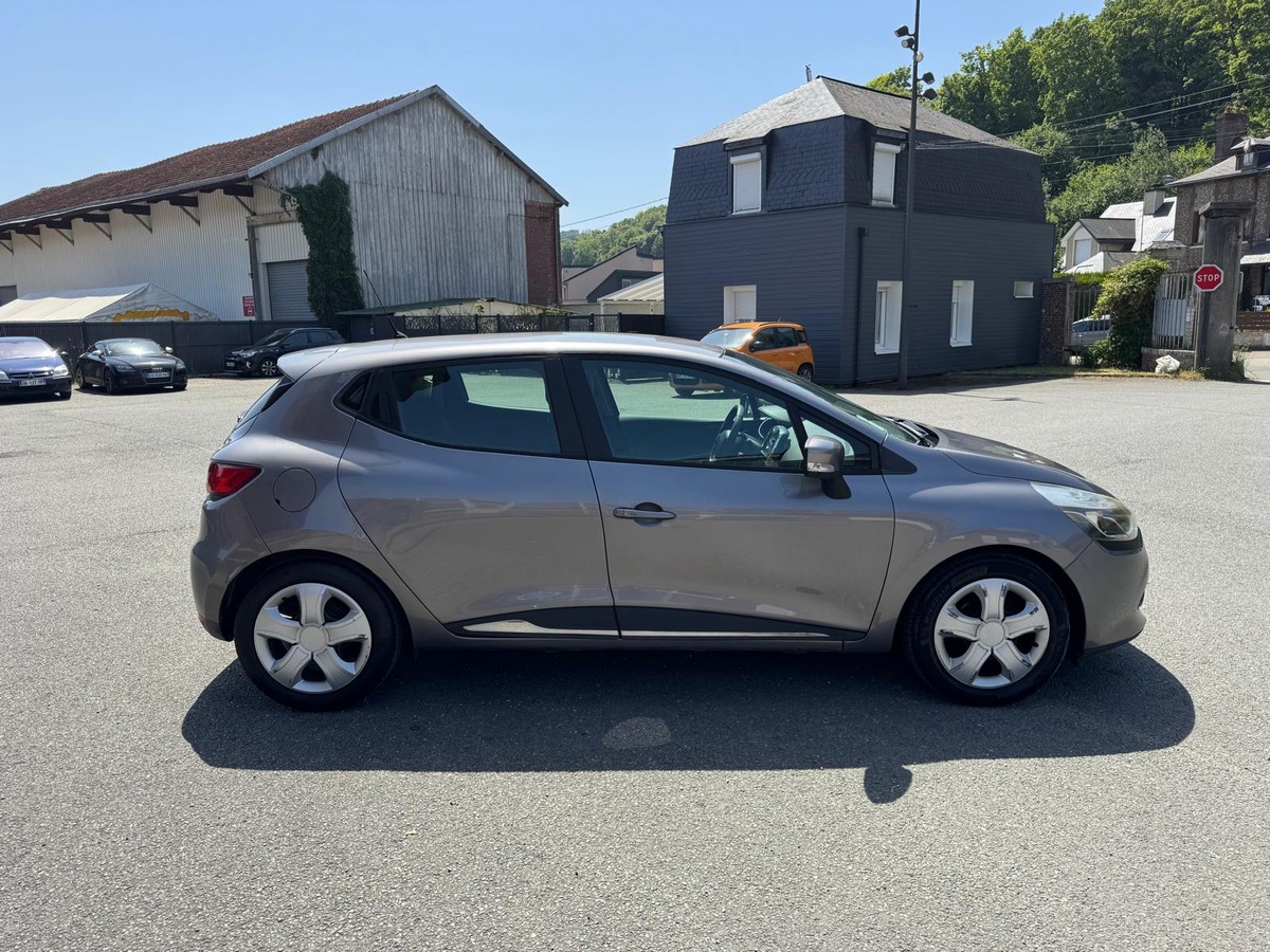 RENAULT Clio IV 1.5 DCI 75cv Dynamique - Garantie