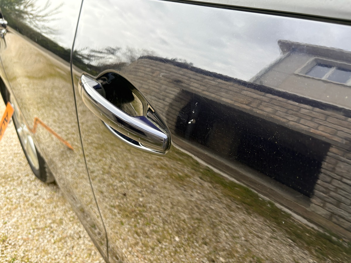 Peugeot 208 VTI - 82CH - STYLE - DISTRIBUTION OK