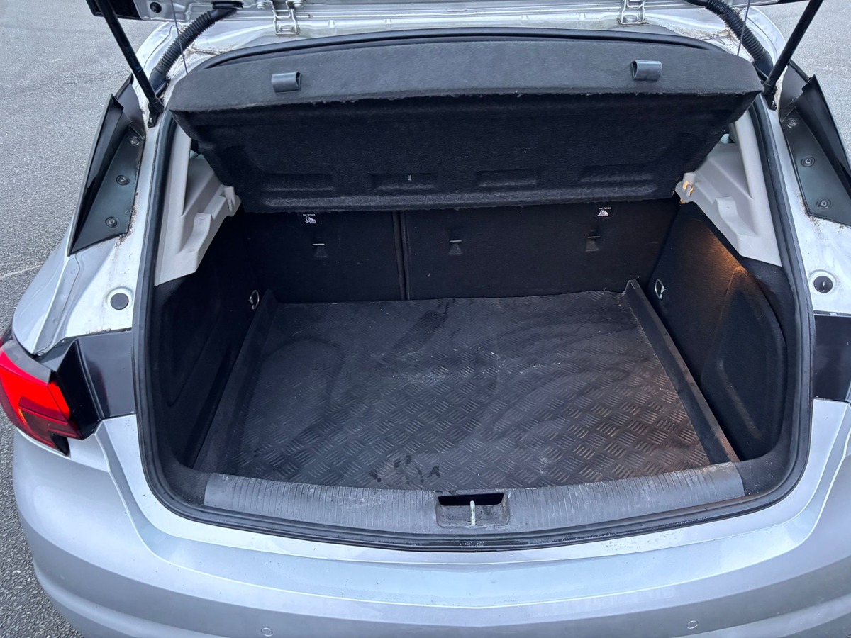 Opel Astra 1.4 SIDI 125 Turbo Carplay Innovation - Révisé - Garantie