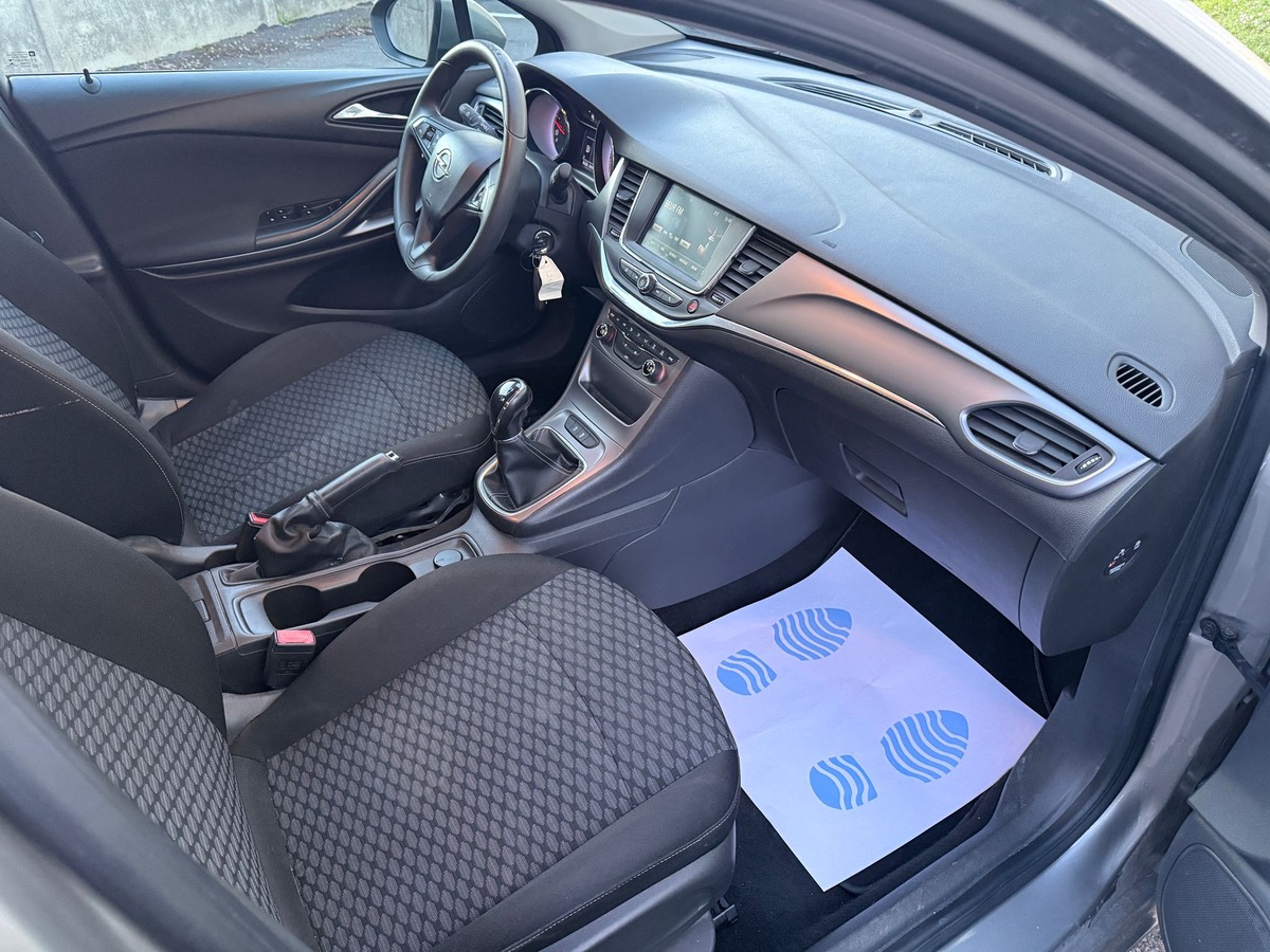 Opel Astra Édition 1.6 CDTI 110 CV start /stop garantie 6 mois