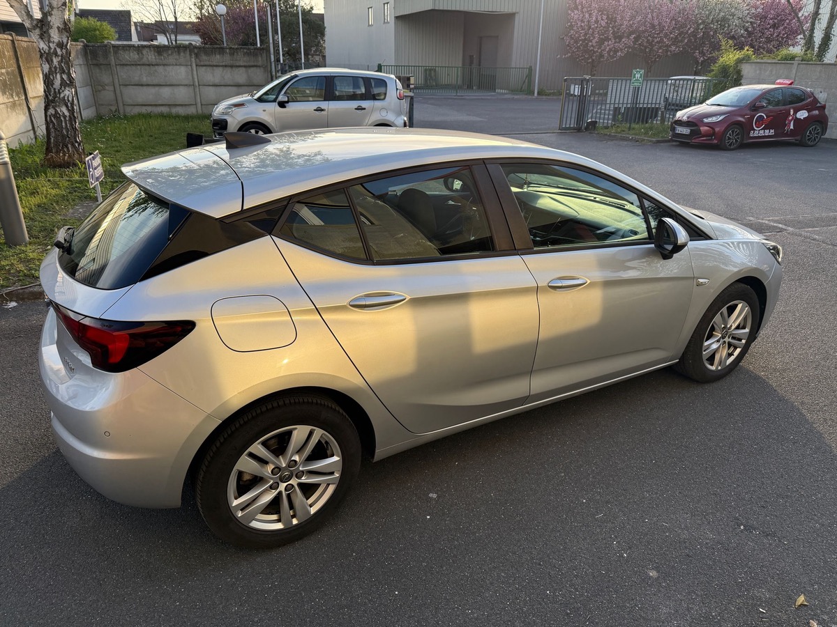 Opel Astra 1.6 CDTI 110 CV Business 4XCB