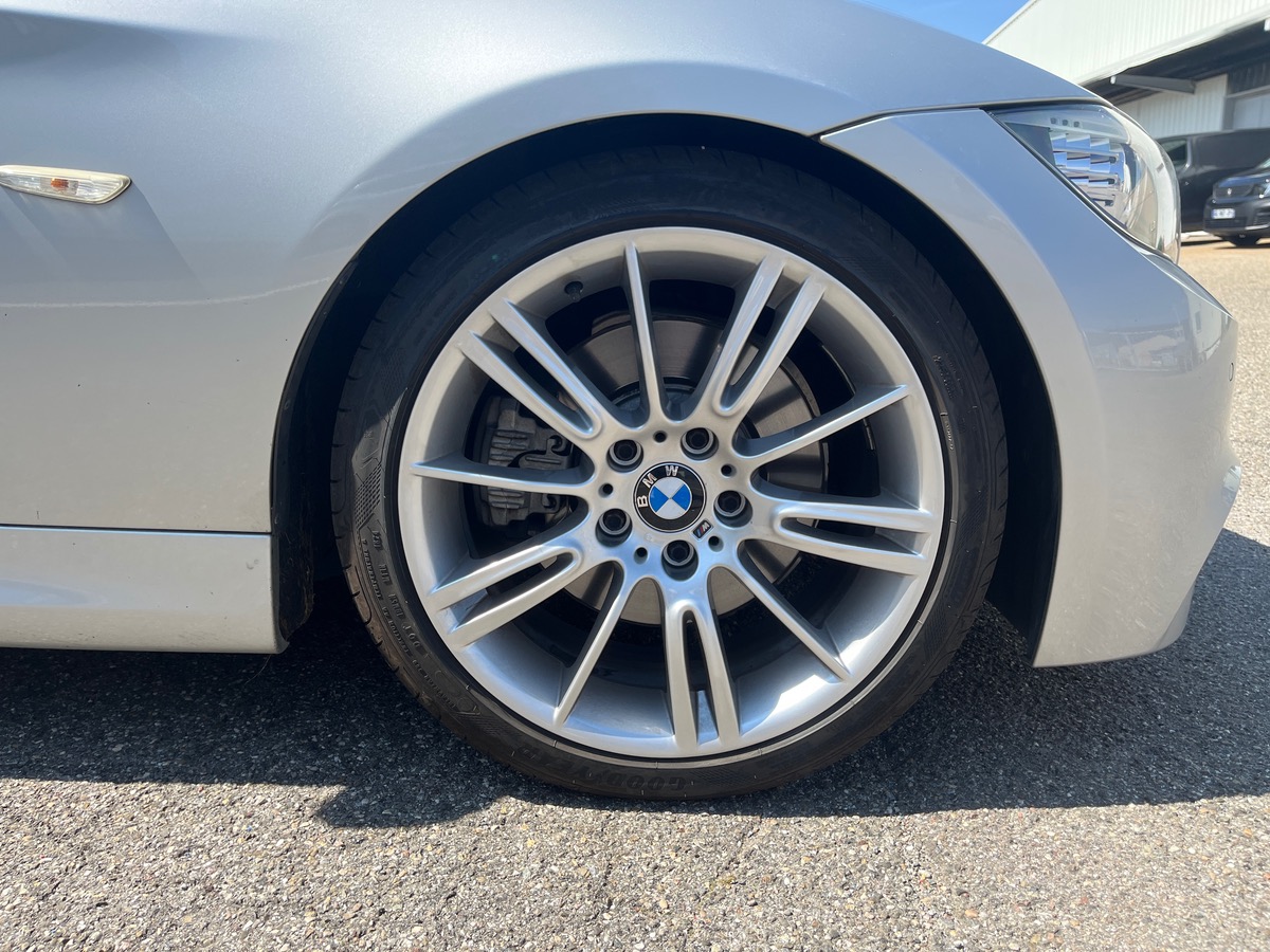 Bmw Série 3 Touring (E91) LCI 330i 272ch BVA Pack M, Suivi complet, Attelage RDSO, Toit panoramique