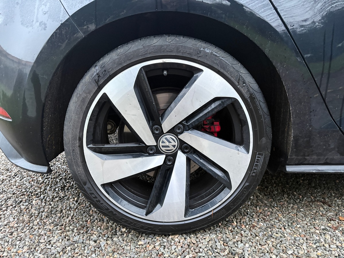 Volkswagen Golf 7 GTI 230CH Perfomance