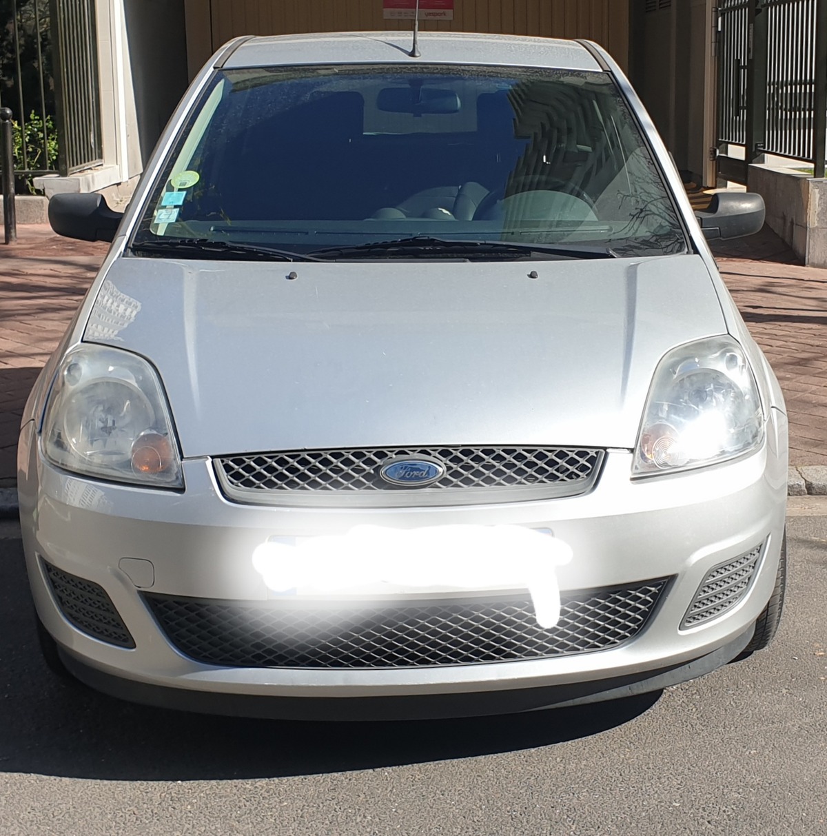 Ford Fiesta Fiesta 4 Senso 1.2 75CV phase 2 CT ok et révisé