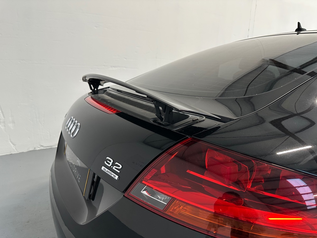 Audi TT COUPE 3.2 V6 250cv QUATTRO