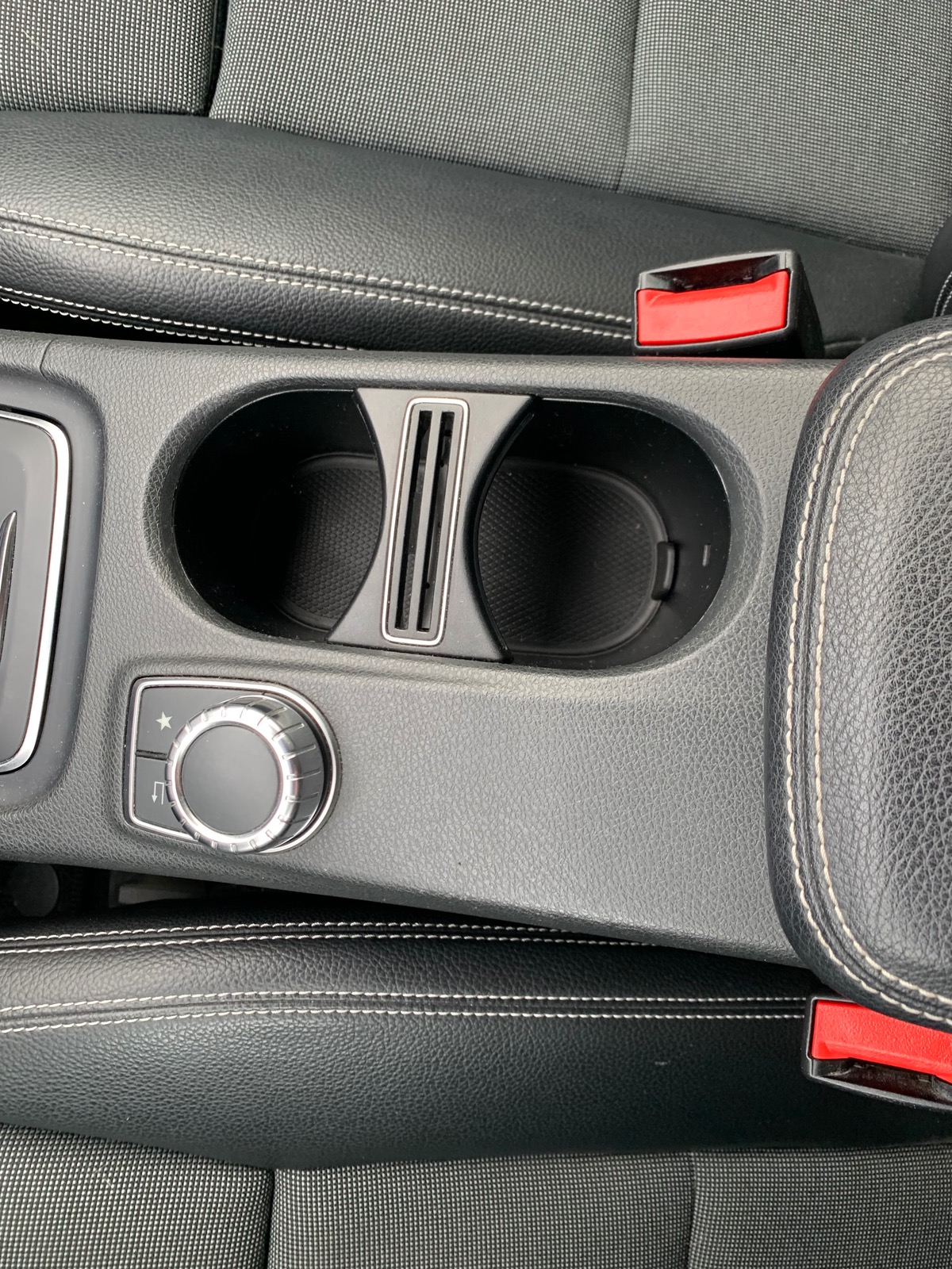 Mercedes-Benz Classe A 136 | Sport Edition | GPS | Caméra recul | Démarrage sans clé | Jantes Alu 18