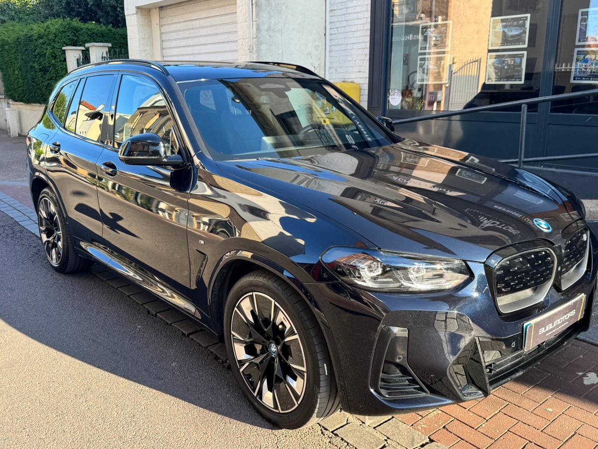 Bmw IX3