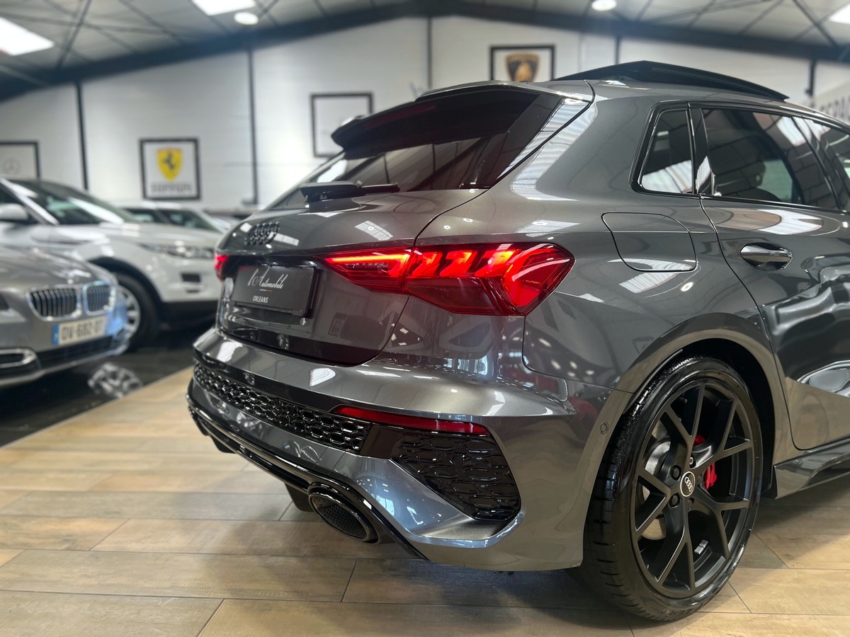 Audi RS3 Sportback QUATTRO 2.5L TFSi 400  S-TRONIC DAYTONA GREY 