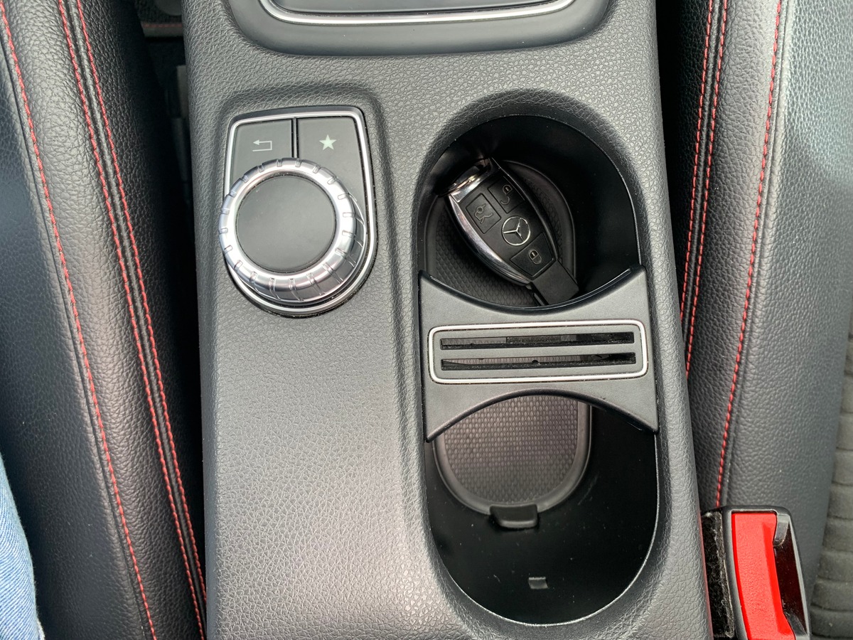 Mercedes-Benz CLA 380 ch | 45 | Toit ouvrant | Apple car play | Caméra recul | Régulateur de vitesse