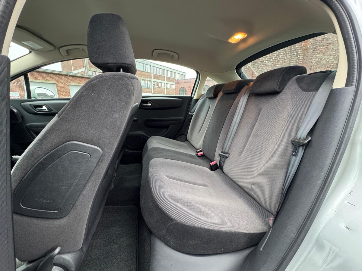 Citroën C4 1.4 Style - Révisée - Garantie