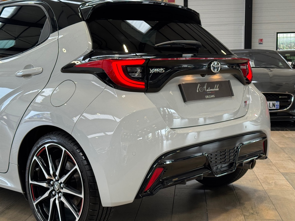 Toyota Yaris 1.5 VVTI 116CV GR SPORT JBL/ HUD 1ERE MAIN b