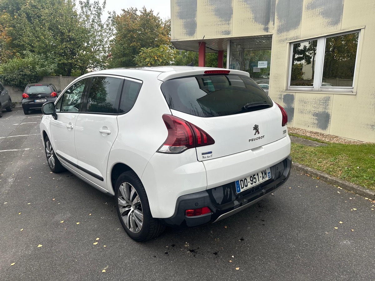 Peugeot 3008 1.6 HDI 120 CV 1er main allures 4X