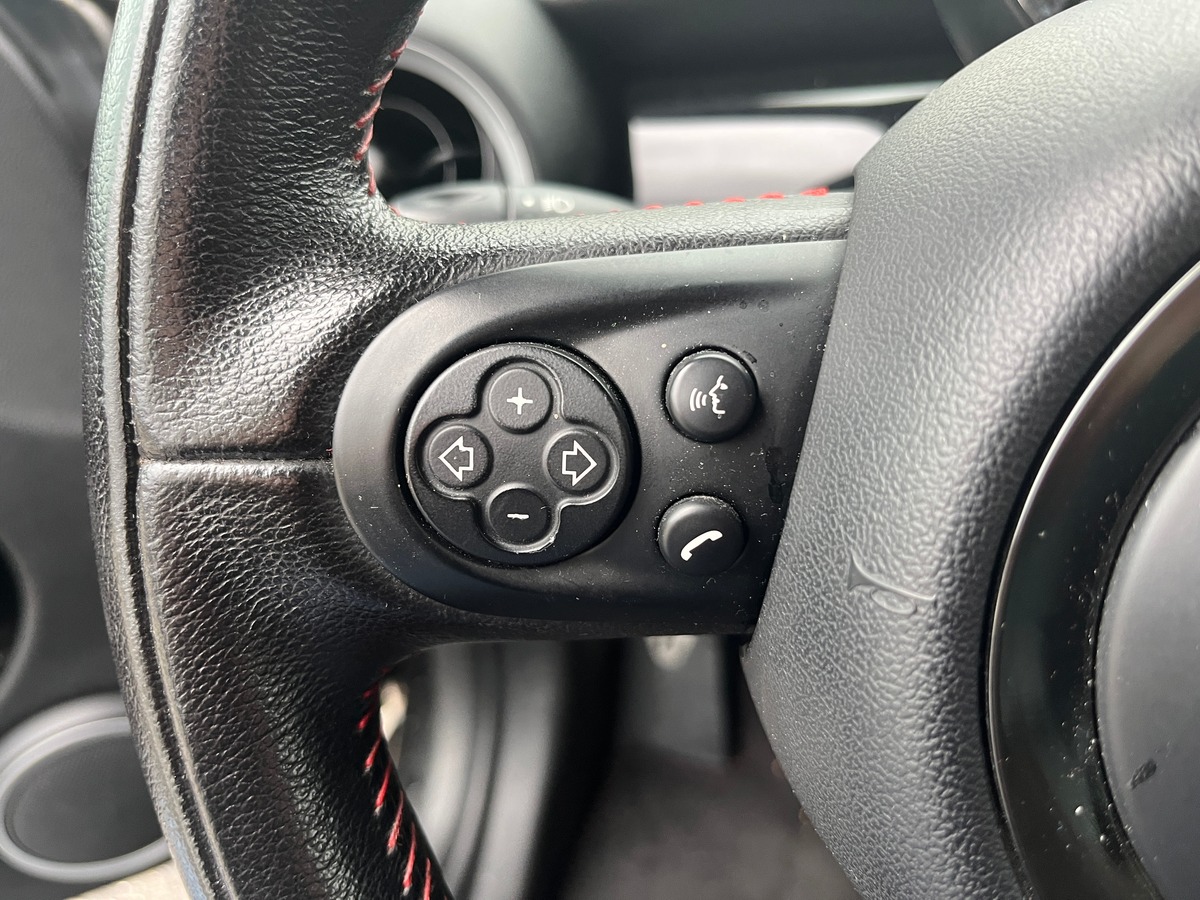 Mini Cooper JOHN COOPER WORKS 211ch, FEUX AUTOMATIQUE, RADAR, GPS