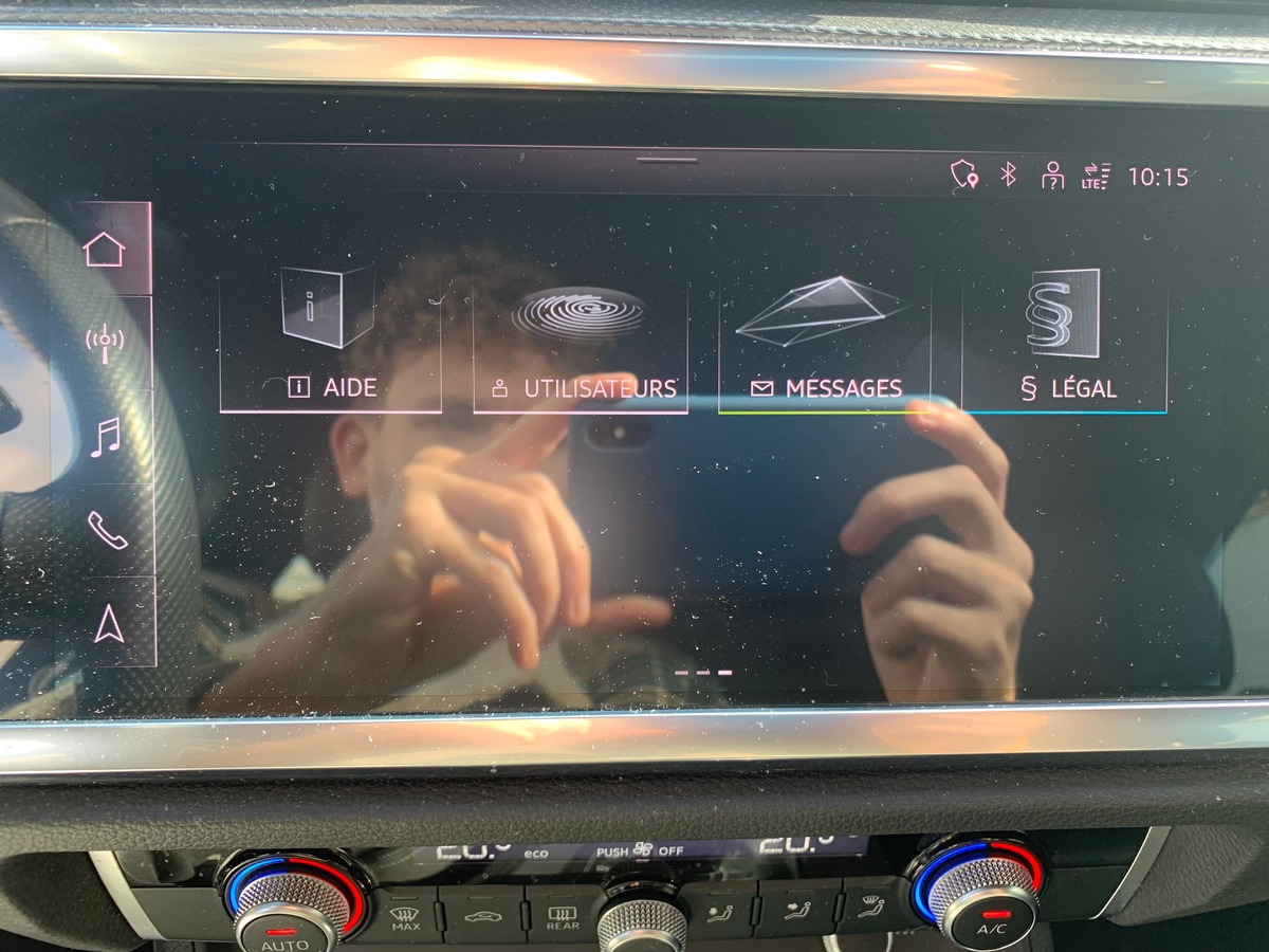 Audi Q3 Sportback 150 ch | S-Line | Caméra de recul | Apple car Play | Coffre assisté électriquement