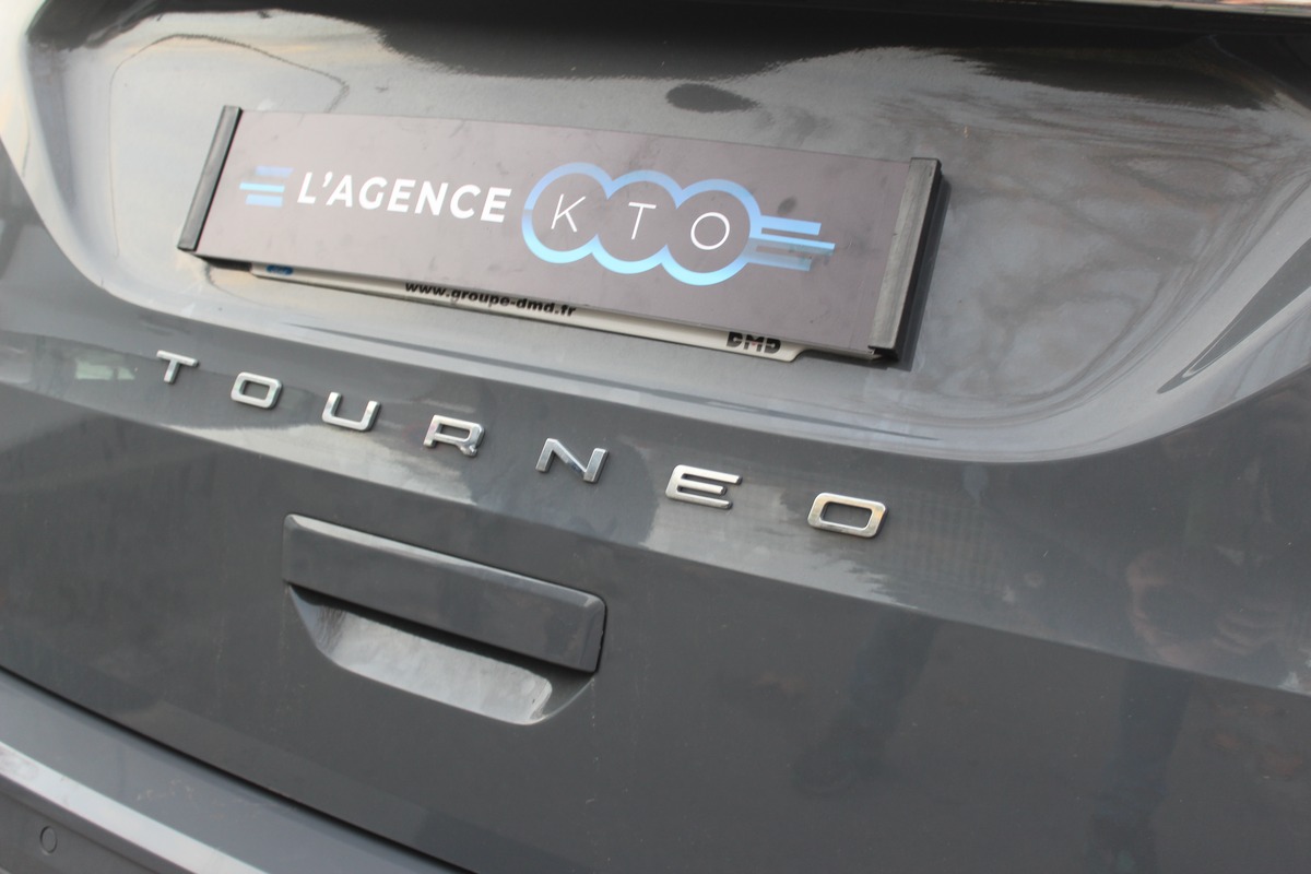 Ford Tourneo CONNECT III 2.0 ECOBLUE 122 ch  ACTIVE DSG 7 - 5 PLACES + CARPLAY