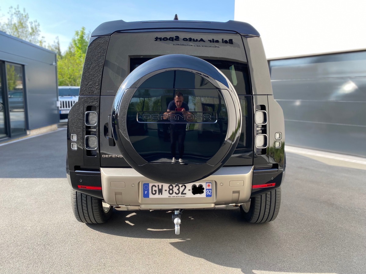 LAND ROVER DEFENDER 110 P400E HSE COUPE DU MONDE / 18850 KMS