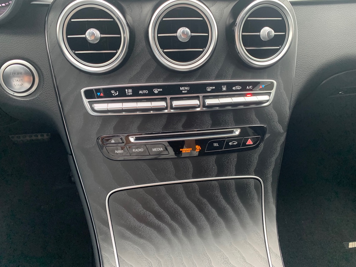 Mercedes-Benz GLC Coupé 258 ch | Démarrage sans clé | Coffre électrique | Sièges avant chauffants