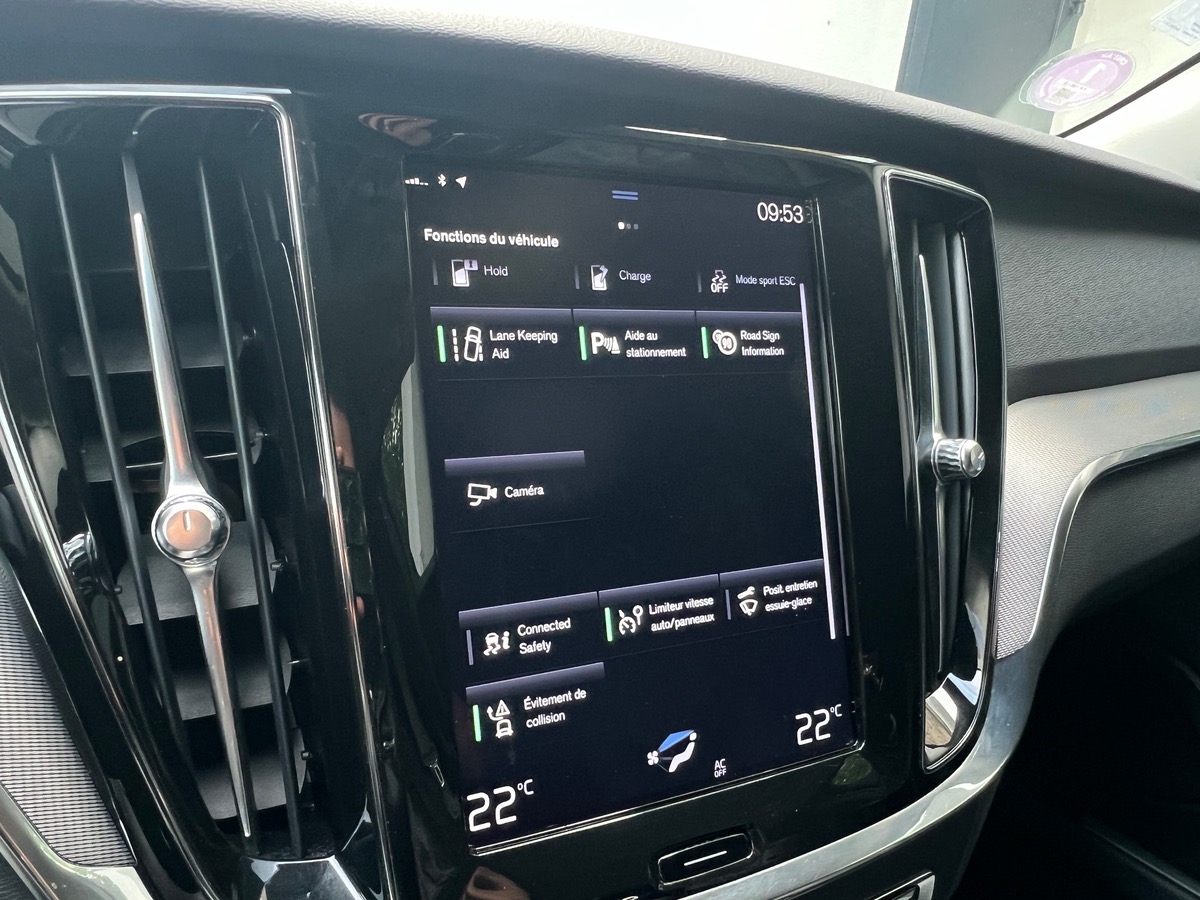 Volvo V60 II Inscription T8 2.0 Ti 16V 392 Plug in Hybrid AWD Geartronic8 303 cv
