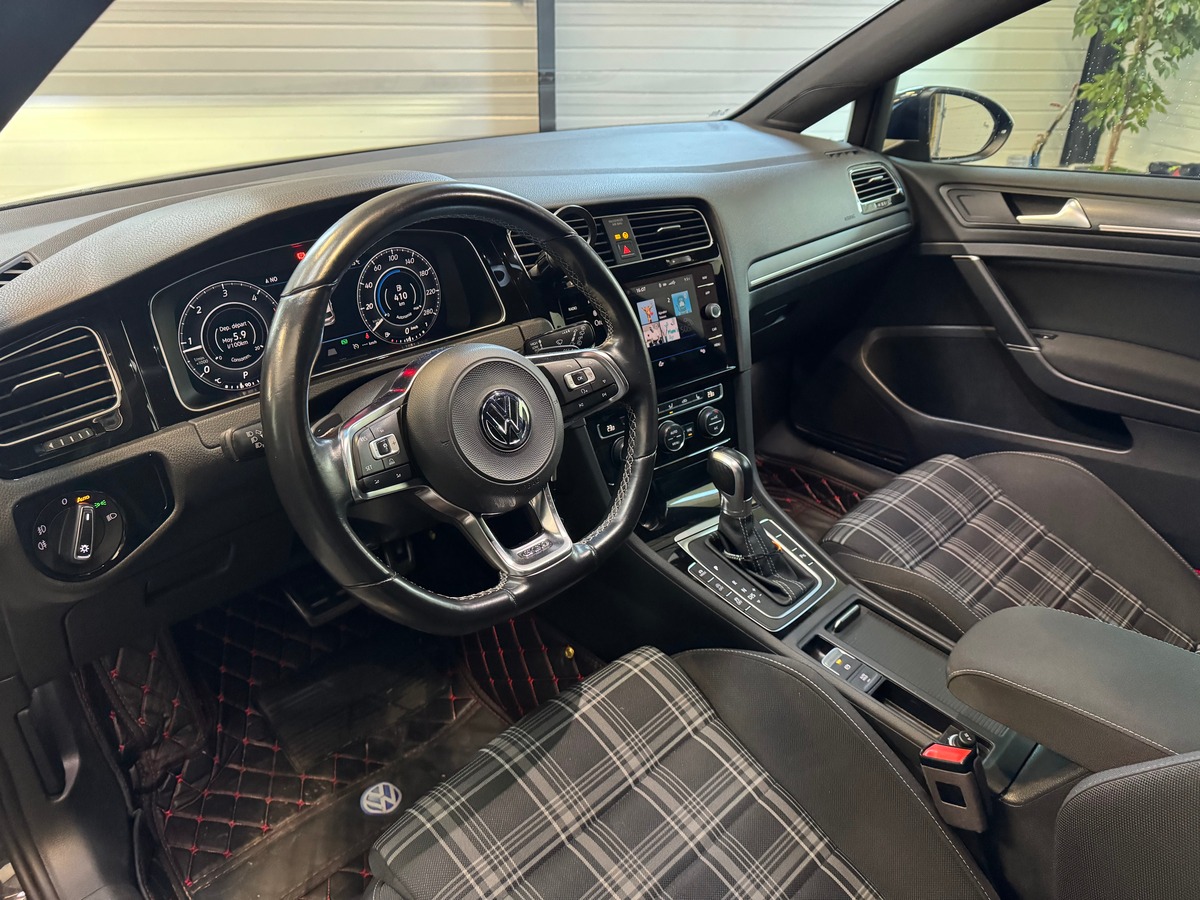 Volkswagen Golf VII GTD 2.0 184 DSG7 SUIVI COMPLET VOLKSWAGEN