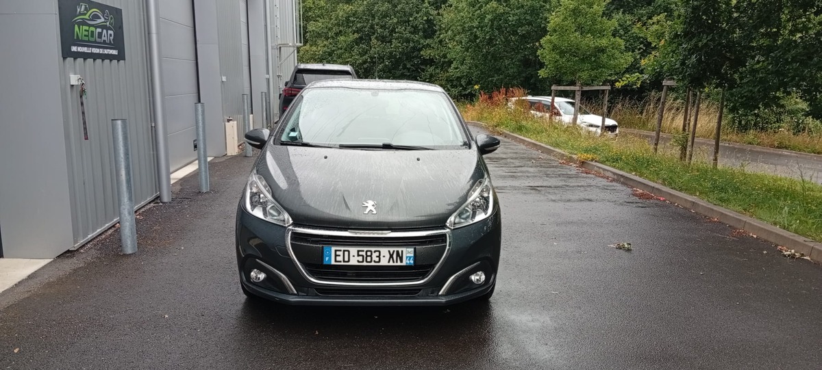 Peugeot Lion Peugeot 208 1.0 vti Active "Distribution Neuve" et "Suivi Peugeot"