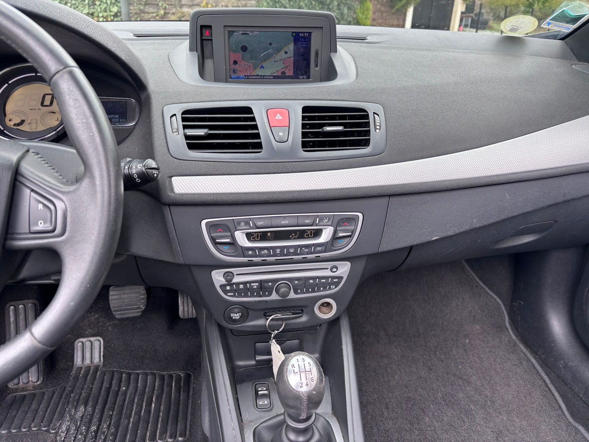 RENAULT Megane III CC 1.5 dCi 110 Dynamique - Révisé - Garantie