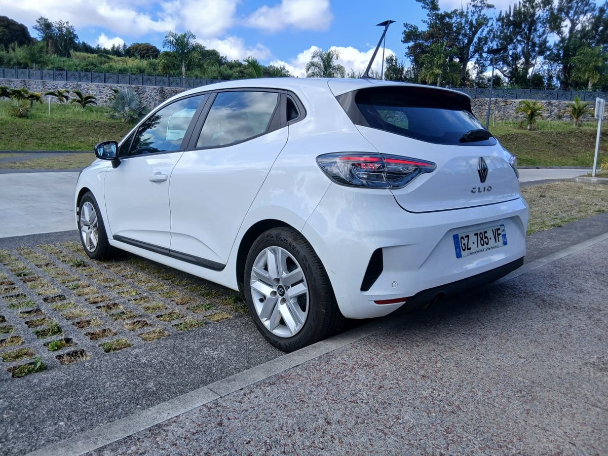 RENAULT Clio V Equilibre + GSR2 1.0 TCE 90cv BVA