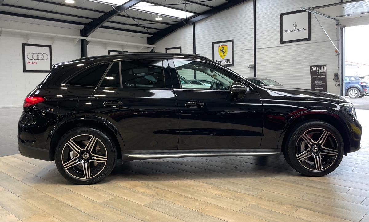 Mercedes Benz GLC 300E EQ POWER 4MATIC 9G-TRONIC - AMG LINE - ENTRETIEN CONSTRUCTEUR - 1ERE MAIN