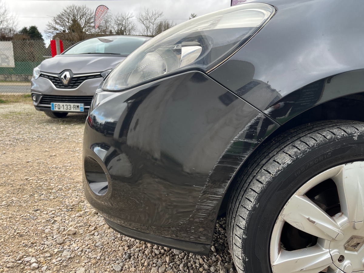 RENAULT Clio 1.6 16V 111 CV / BOITE AUTOMATIQUE