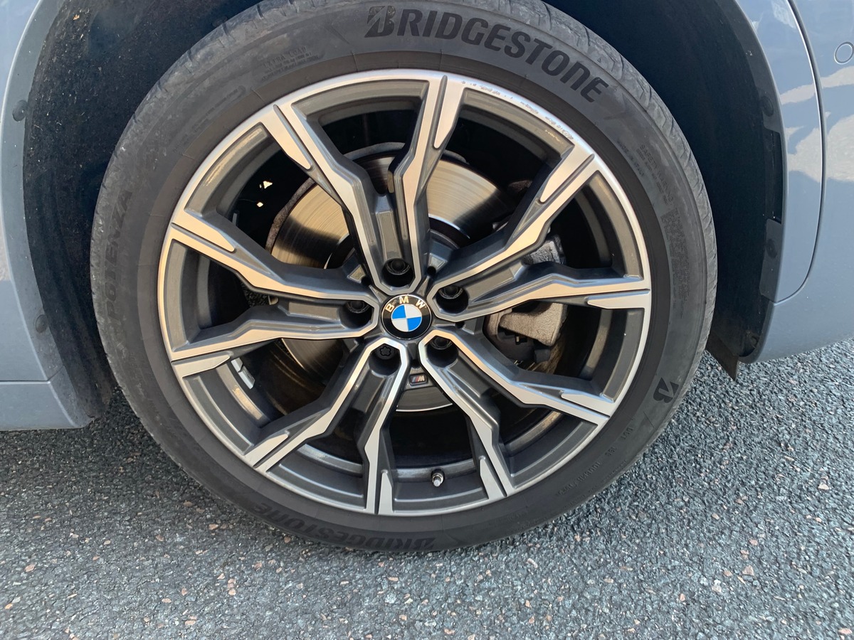 Bmw X1 192 chevaux | sDRIVE 20iA | M Sport | Caméra de recul | Harman Kardon | Attelage amovible