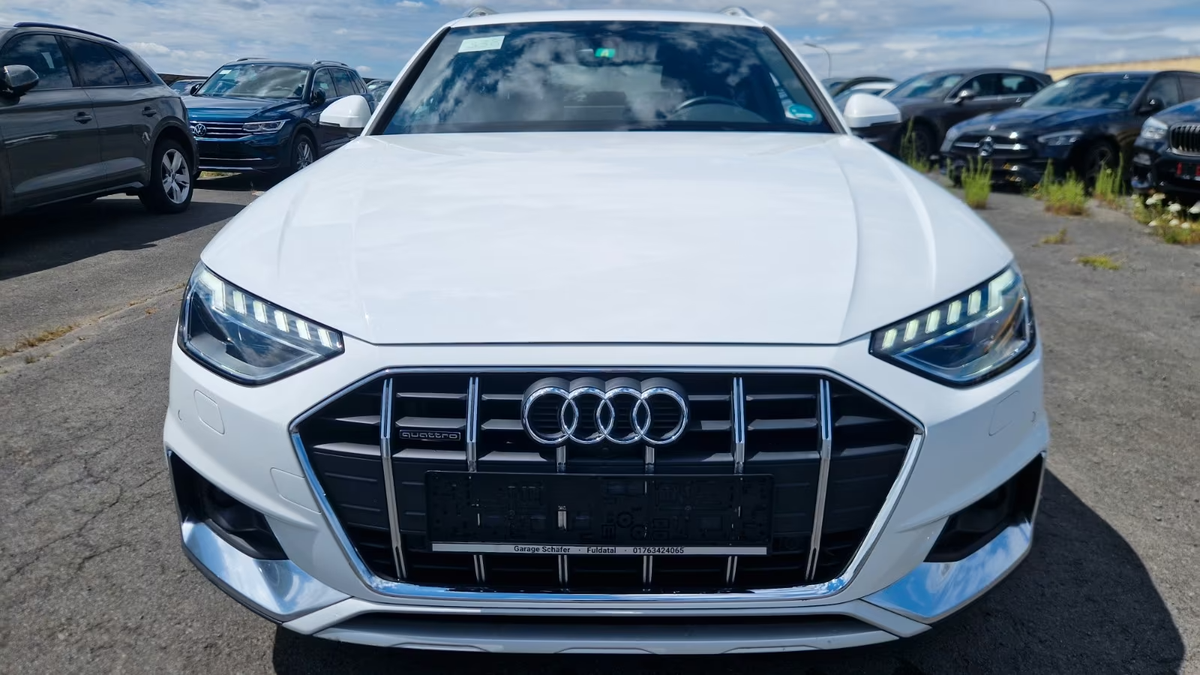 Audi A4 Allroad 40 TDI 204ch Avus quattro S tronic 7/Attelage/Cuir/Caméra360