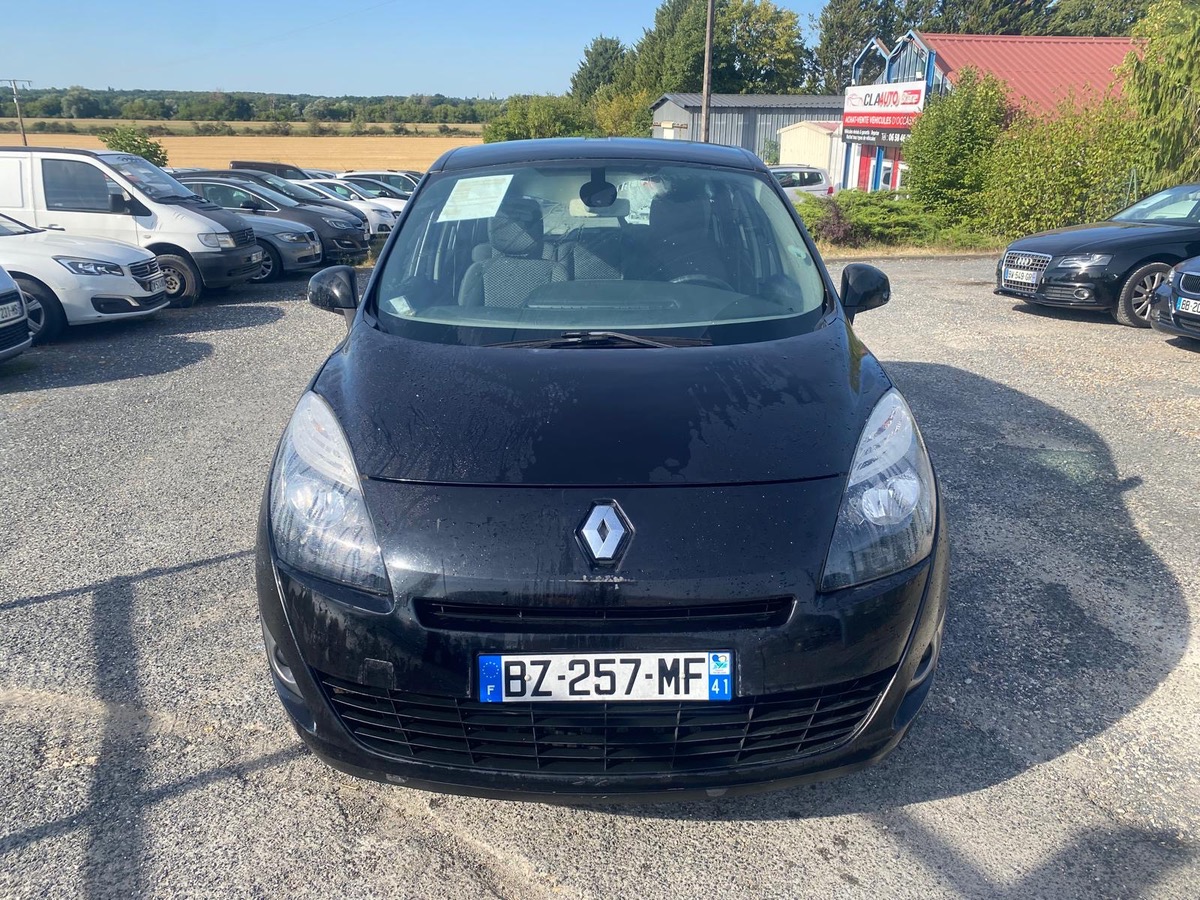 RENAULT Grand Scenic 1.5 dci 110cv 7 places 242175km