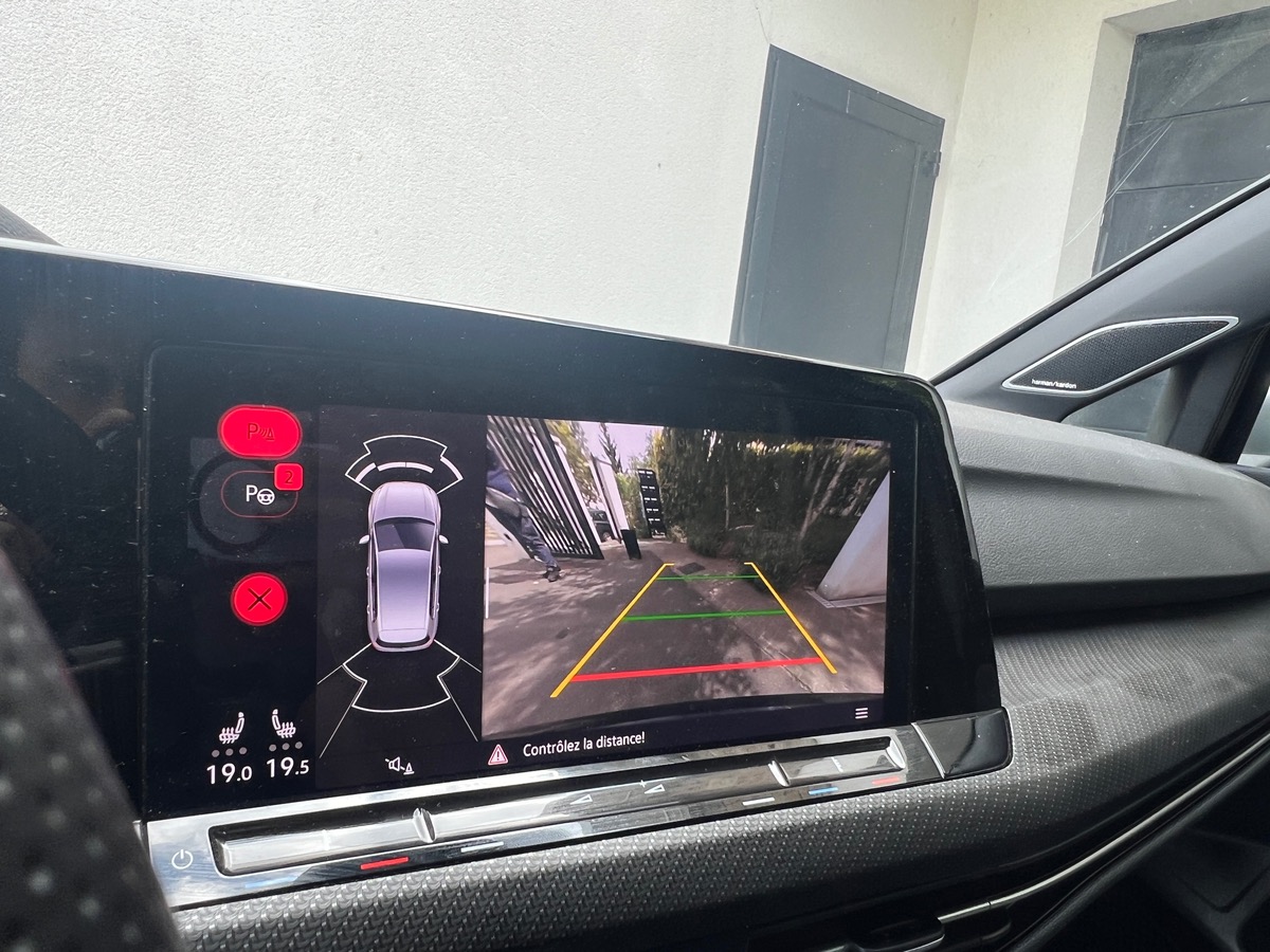 Volkswagen Golf VIII R 2.0 TSI 320 4Motion DSG7
