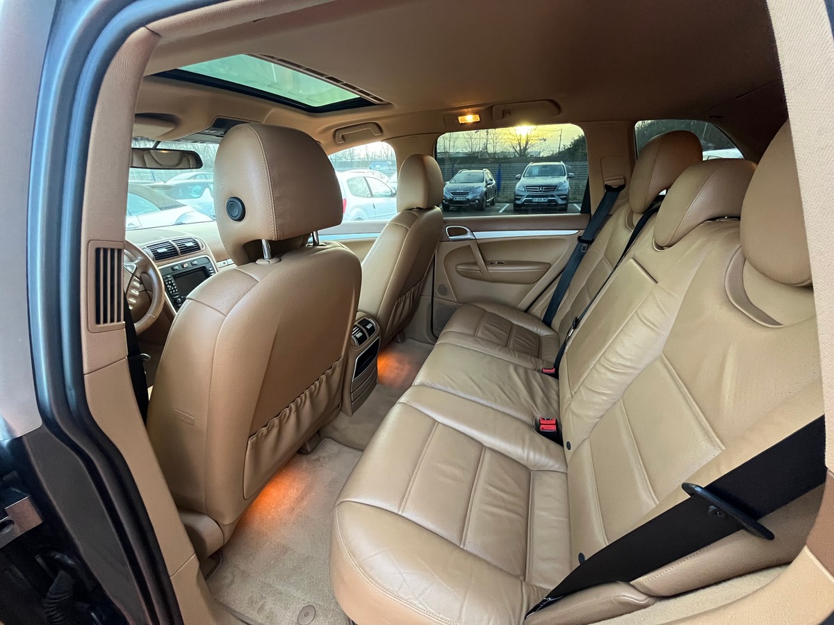 Porsche Cayenne 3.6 V6 290 CH Tiptronic S Boîte auto