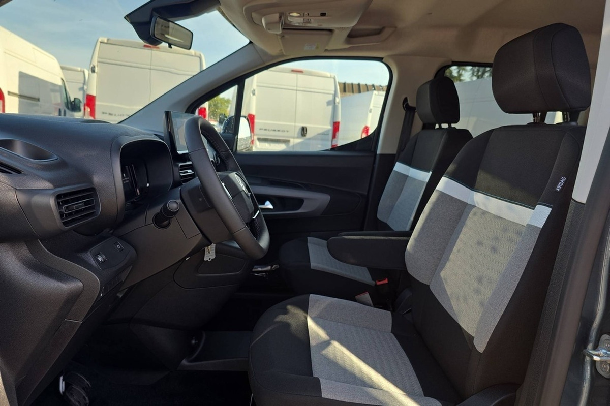 Citroën Berlingo CABINE APPROFONDIE CA M 100 S&S BVM6 | 23100 euros hors taxes | Apple car play
