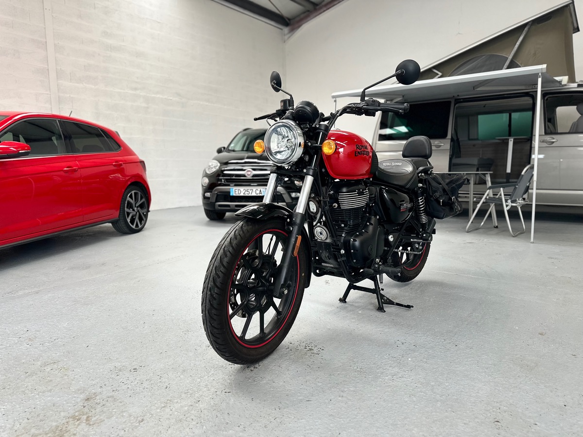 ROYAL ENFIELD Super Meteor 350 Meteor (pas Super Meteor)