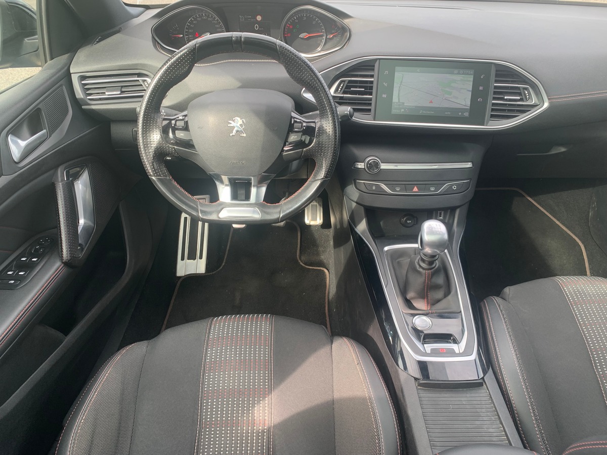 Peugeot 308 SW GT LINE | Remplacement réservoir urée 12/2021 33422 kms, dernier entretien 69198 kms