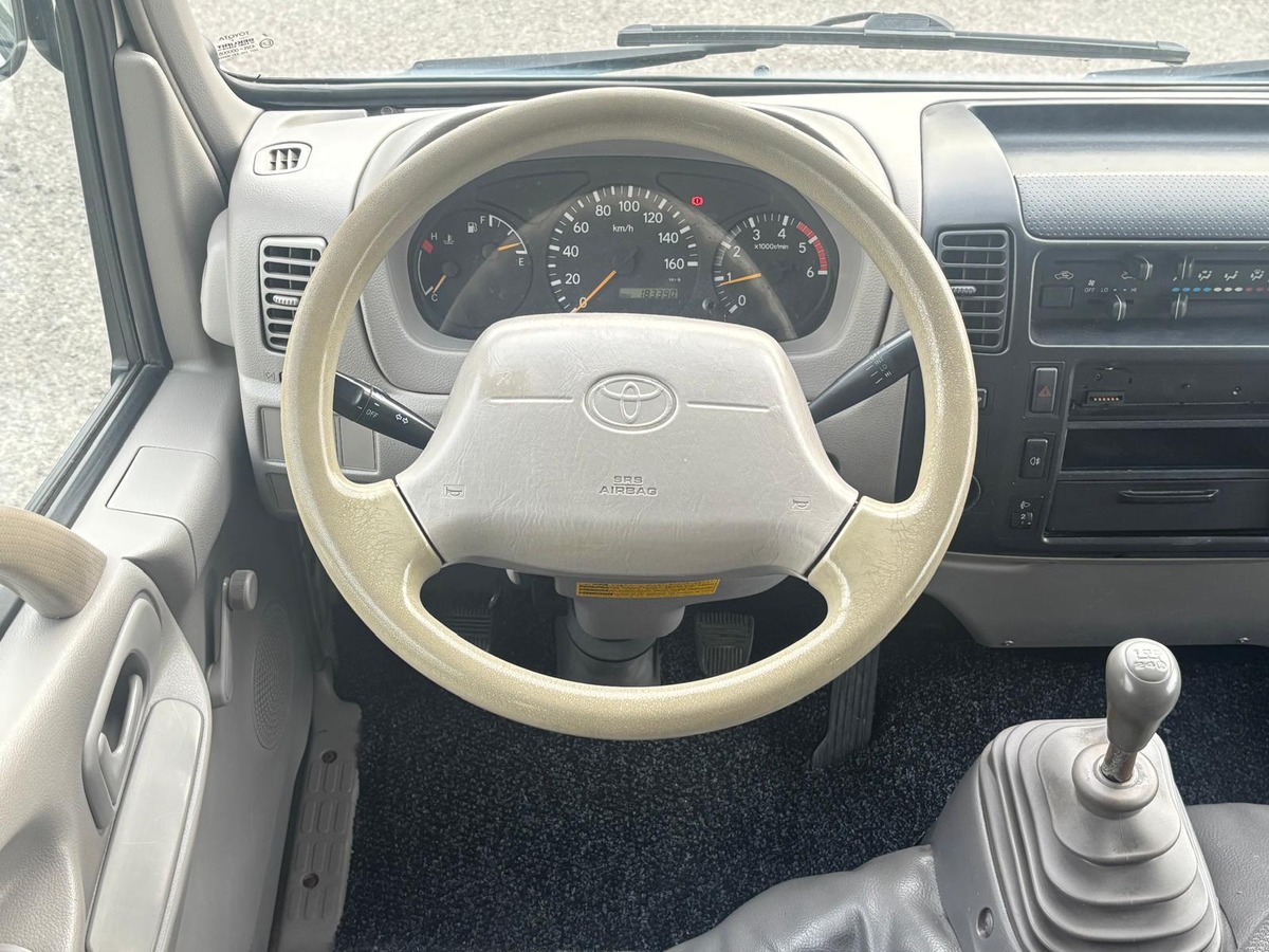 Toyota Dyna 100 3.0 D-4D DOUBLE CABINE 6 PL - Garantie 12 mois
