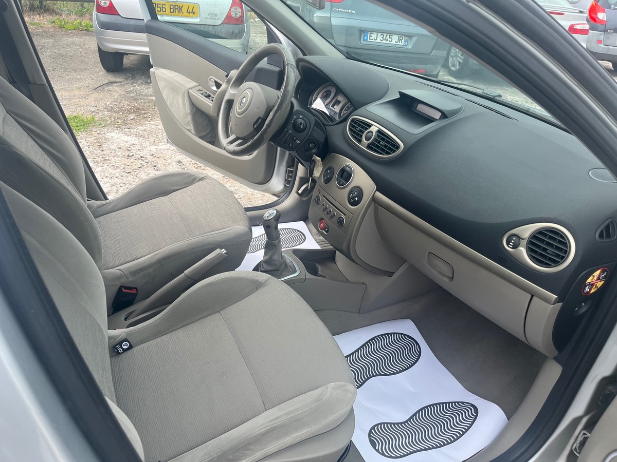 RENAULT Clio 1.5 dci