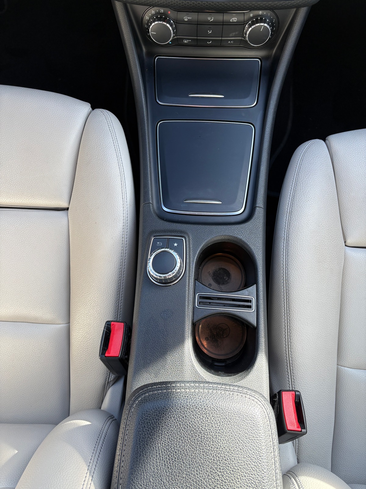 Mercedes Benz Classe A 180 – Finition Inspiration - ENTRETIEN COMPLET