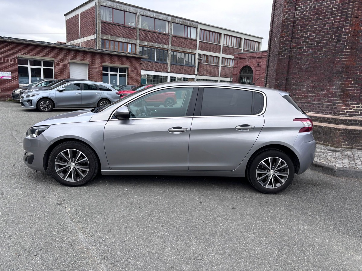 Peugeot 308 1.6 Blue-HDi Allure - Révisée - Garantie