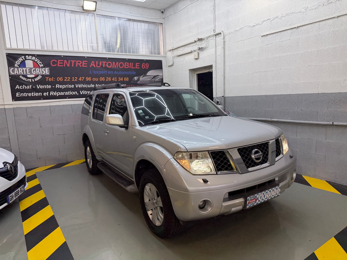 Nissan PATHFIND.