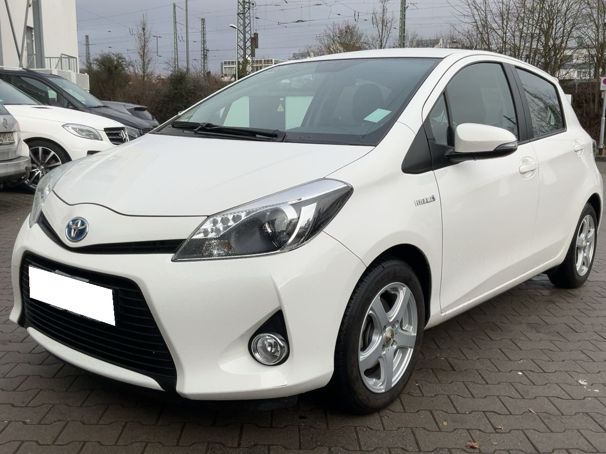 Toyota Yaris Hybrid III 1.5 HSD 100