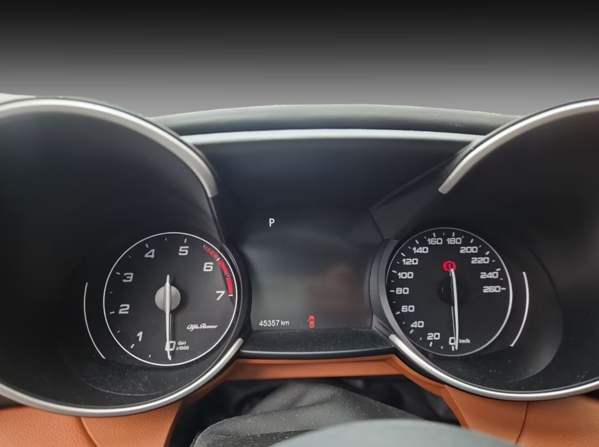 Alfa Romeo Giulia 2.0 TB 280ch Veloce Q4 AT8 Vert Visconti Toit ouvrant Harman-Kardon