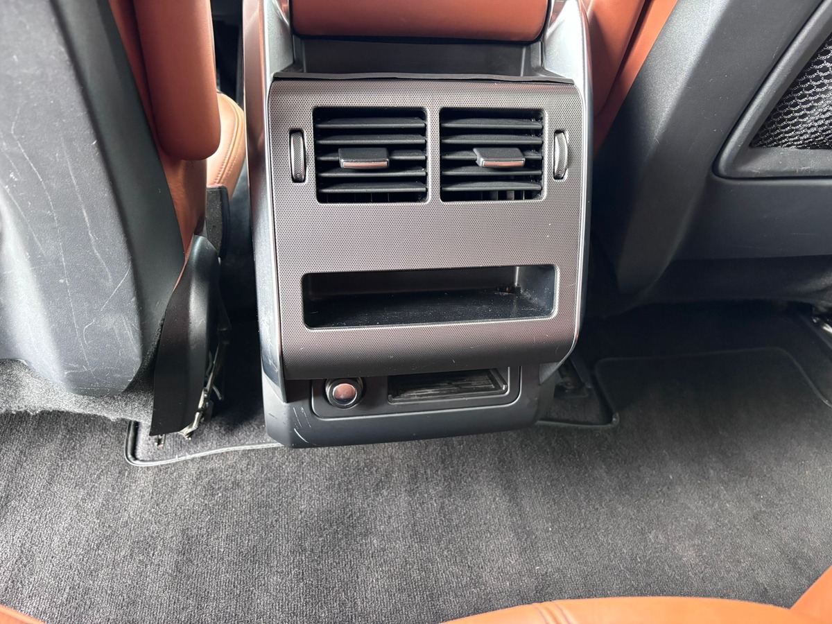 Land-Rover Range Rover Sport 3.0 SD V6 292 HSE Dynamic - Suivi complet - Révisé