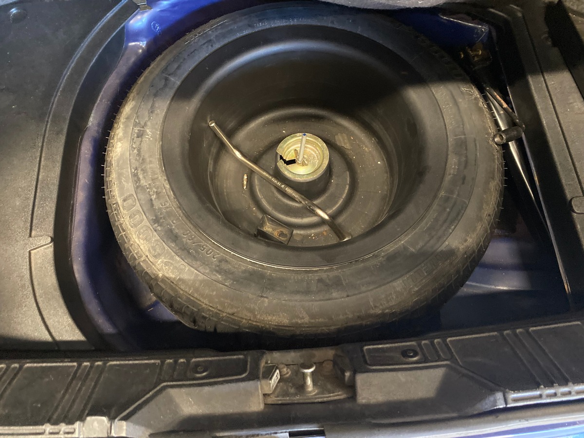 Bmw Série 3 E36 328i Berline Pack M individuel 193cv Toit Ouvrant