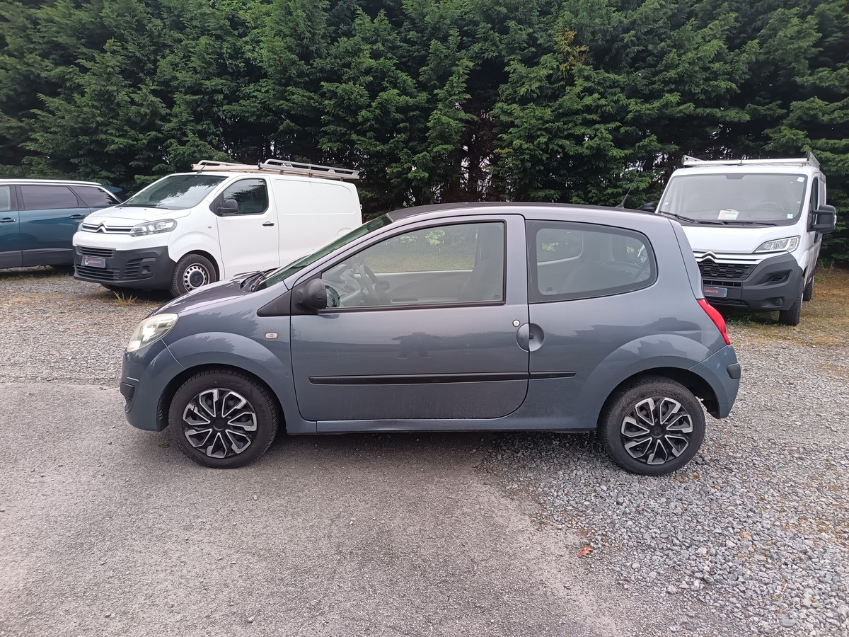 RENAULT Twingo 1.2 60 CH AUTHENTIQUE