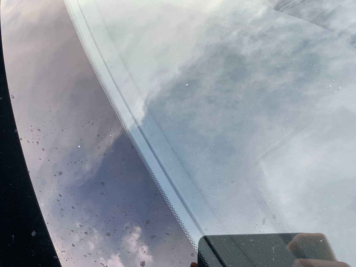 Volvo XC60 197 ch | R-design | Châssis Sport | Jantes Alu 21'' | Sièges Sport | Coffre électrique