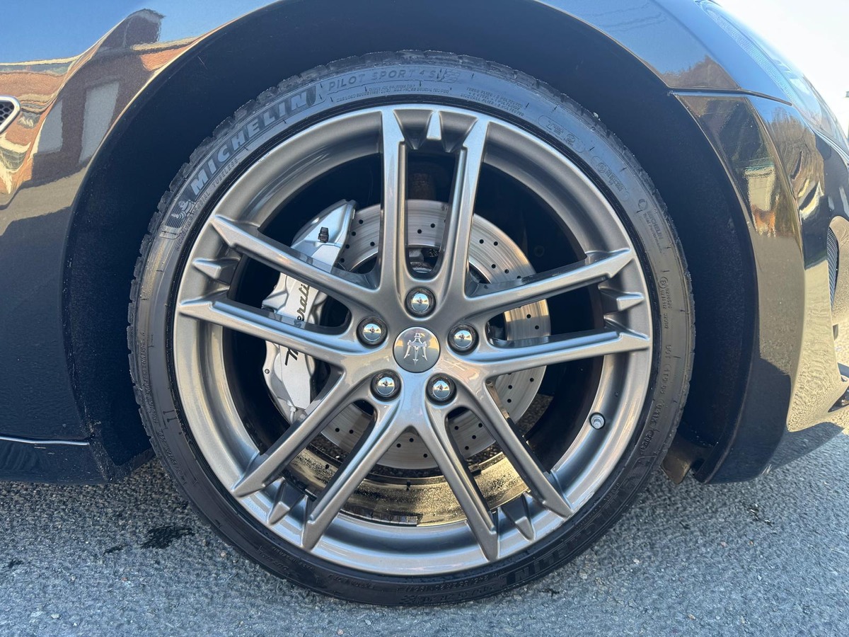Maserati Granturismo S 4.7 V8 460cv Pack carbone - Jantes Stradale - Garantie