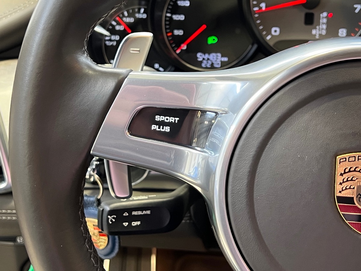 Porsche Panamera 3.0 V6 TURBO 420ch TO/ PDLS+ /CAMERA/ APPROVED r